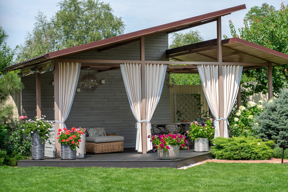 "Цветущий райский сад"