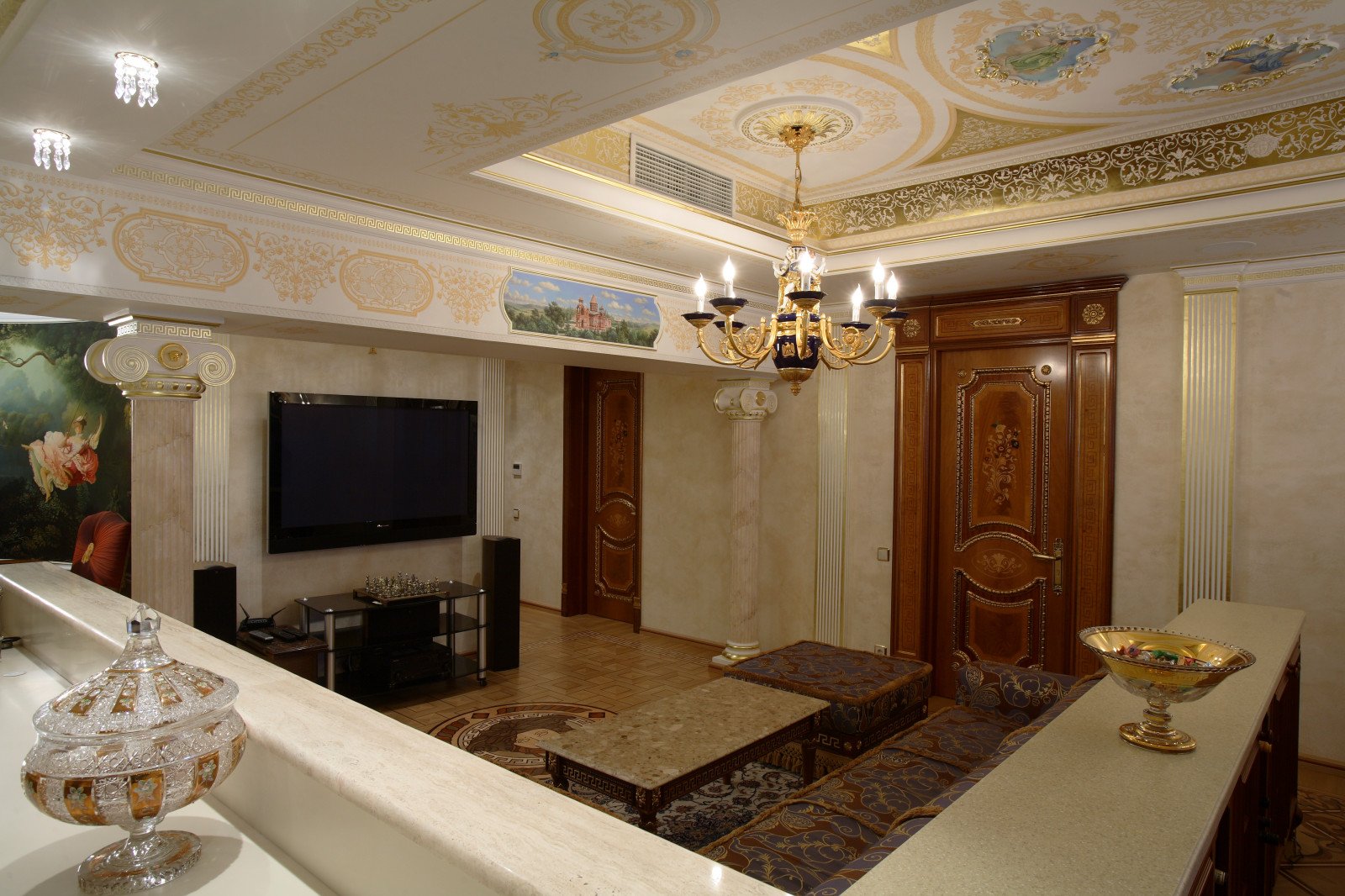 Квартира в стиле Версаче 200м2