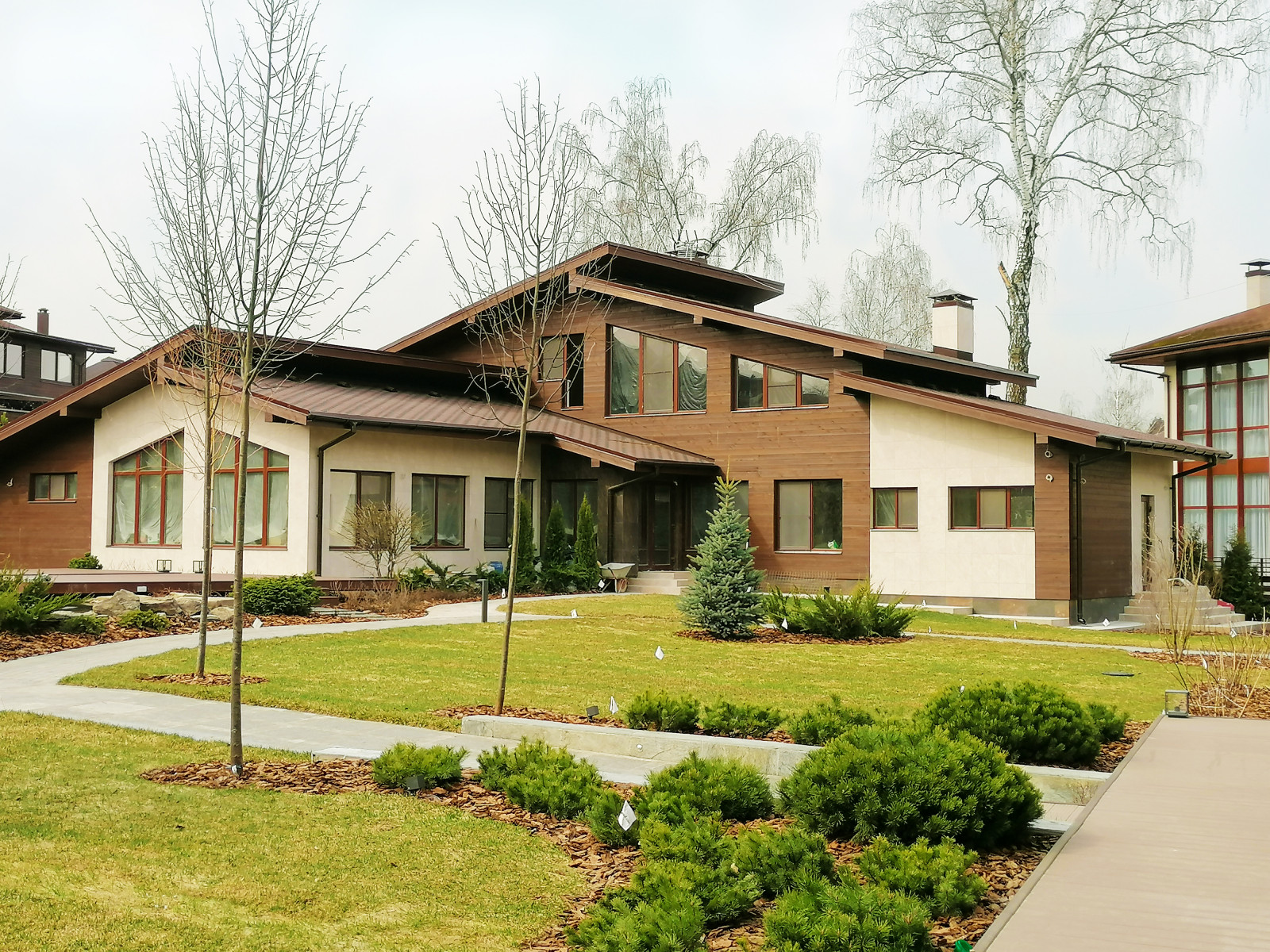 Обложка проекта: Проект малого дома с бассейном