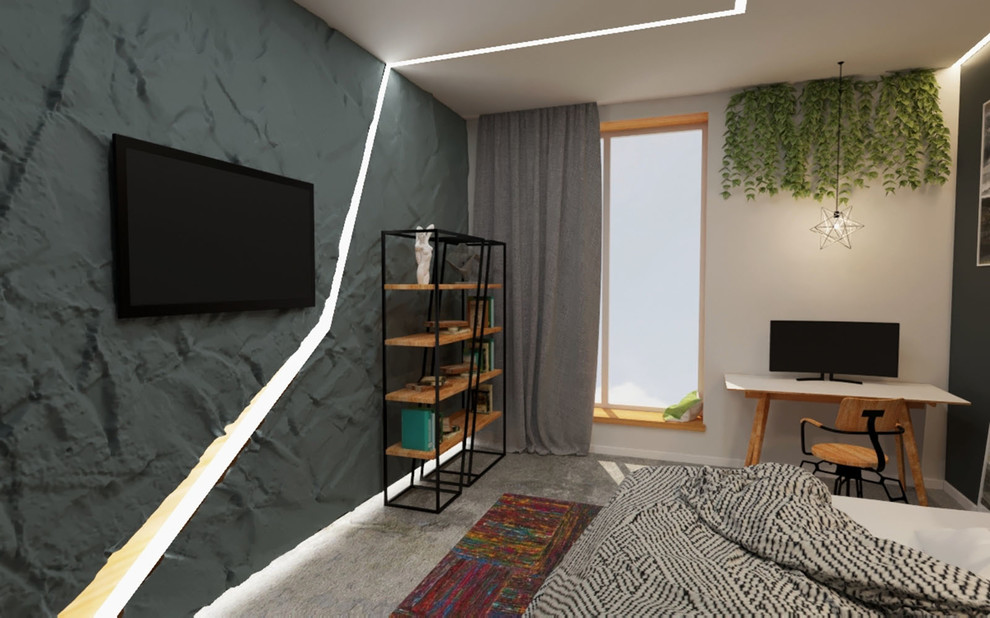 Большое окно с низким подоконником