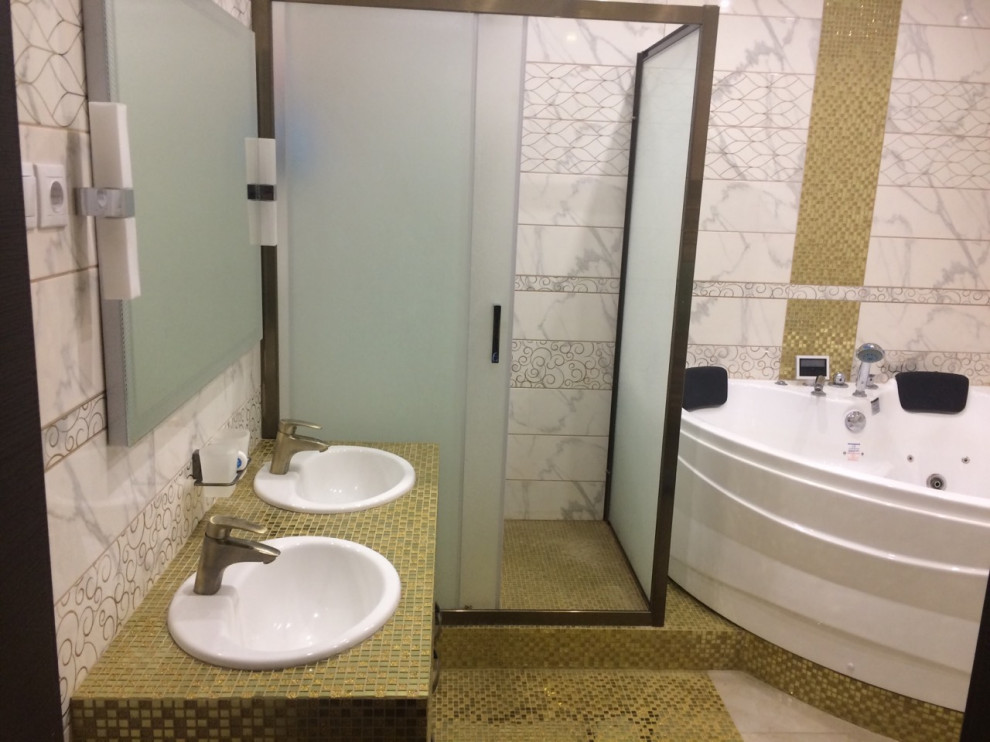 Обложка проекта: Четырехкомнатная квартира