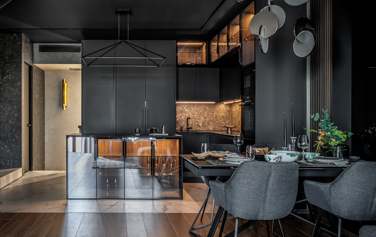 На берегу большой реки