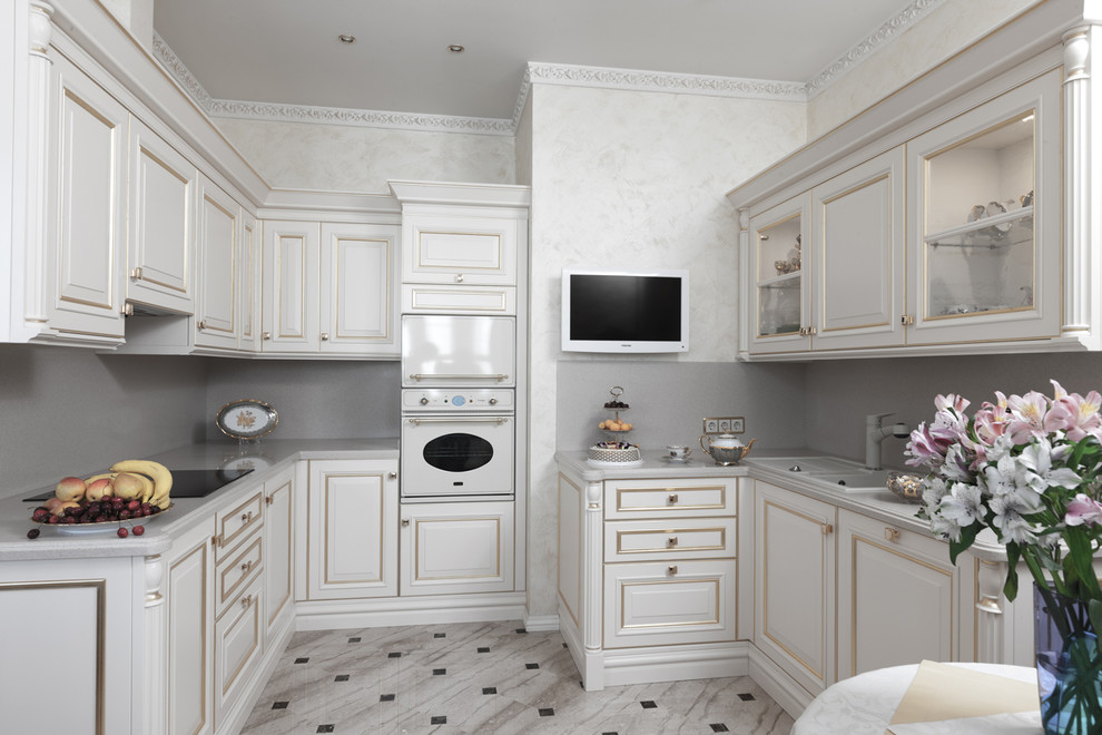 Трехкомнатная квартира на Севастопольском проспекте