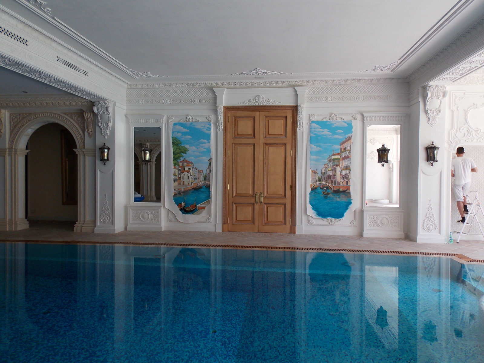 Ольга Васнецова. Роспись стен и мебели. Художник,