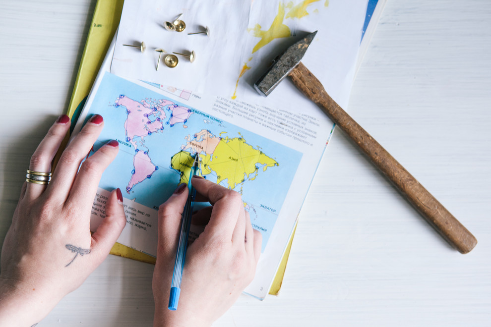 DIY: Карта мира — настенный декор своими руками