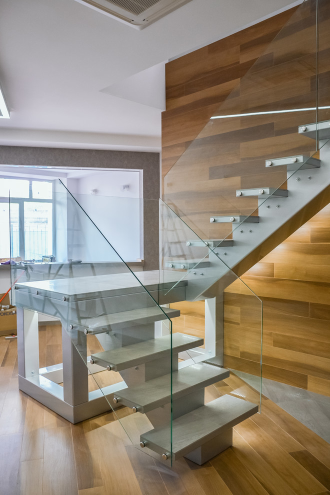 Лестница в офисном помещении