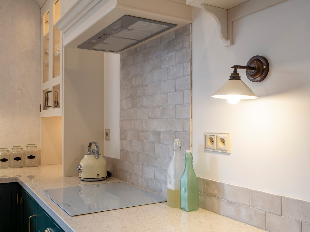 Элегантная кухня в неоклассическом стиле