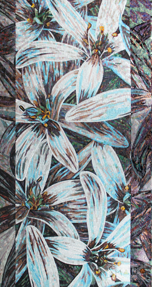 Мозаичные панно "Белые лилии". Материал: стеклянная мозаика.