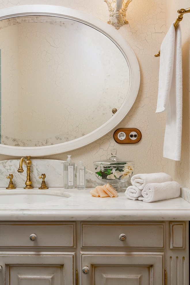 Продолжение истории.........