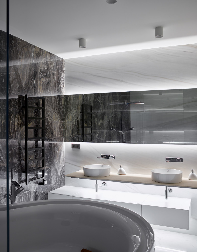 м Пироговская