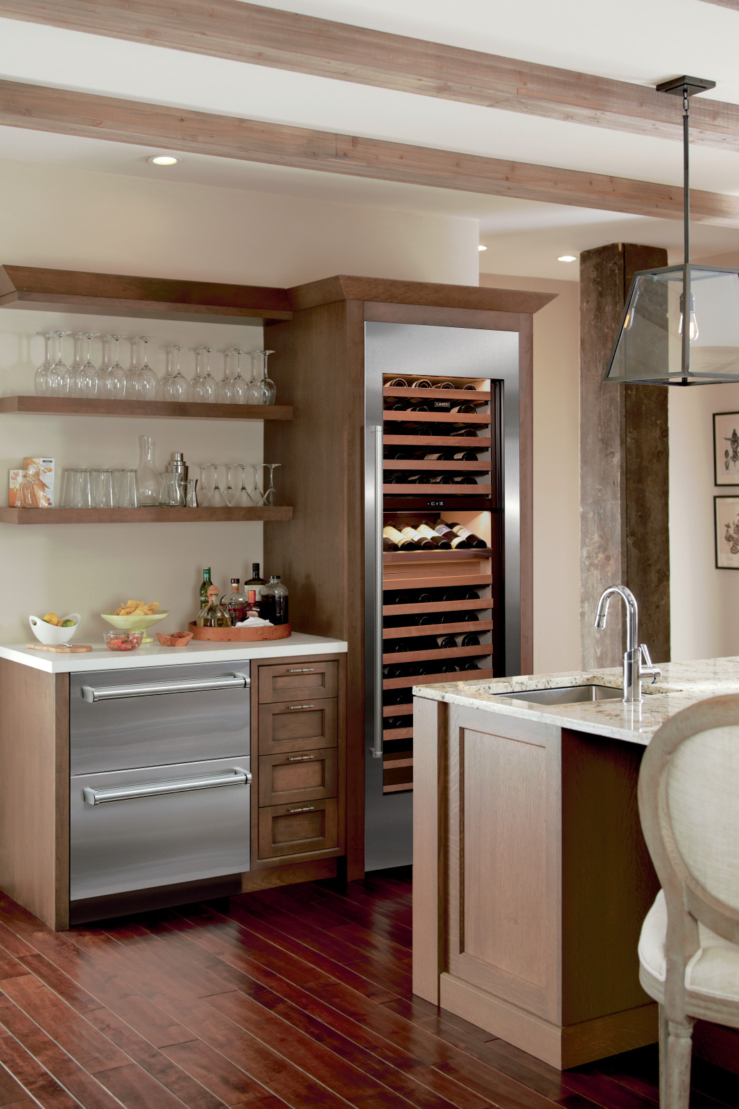 Винные шкафы в интерьере