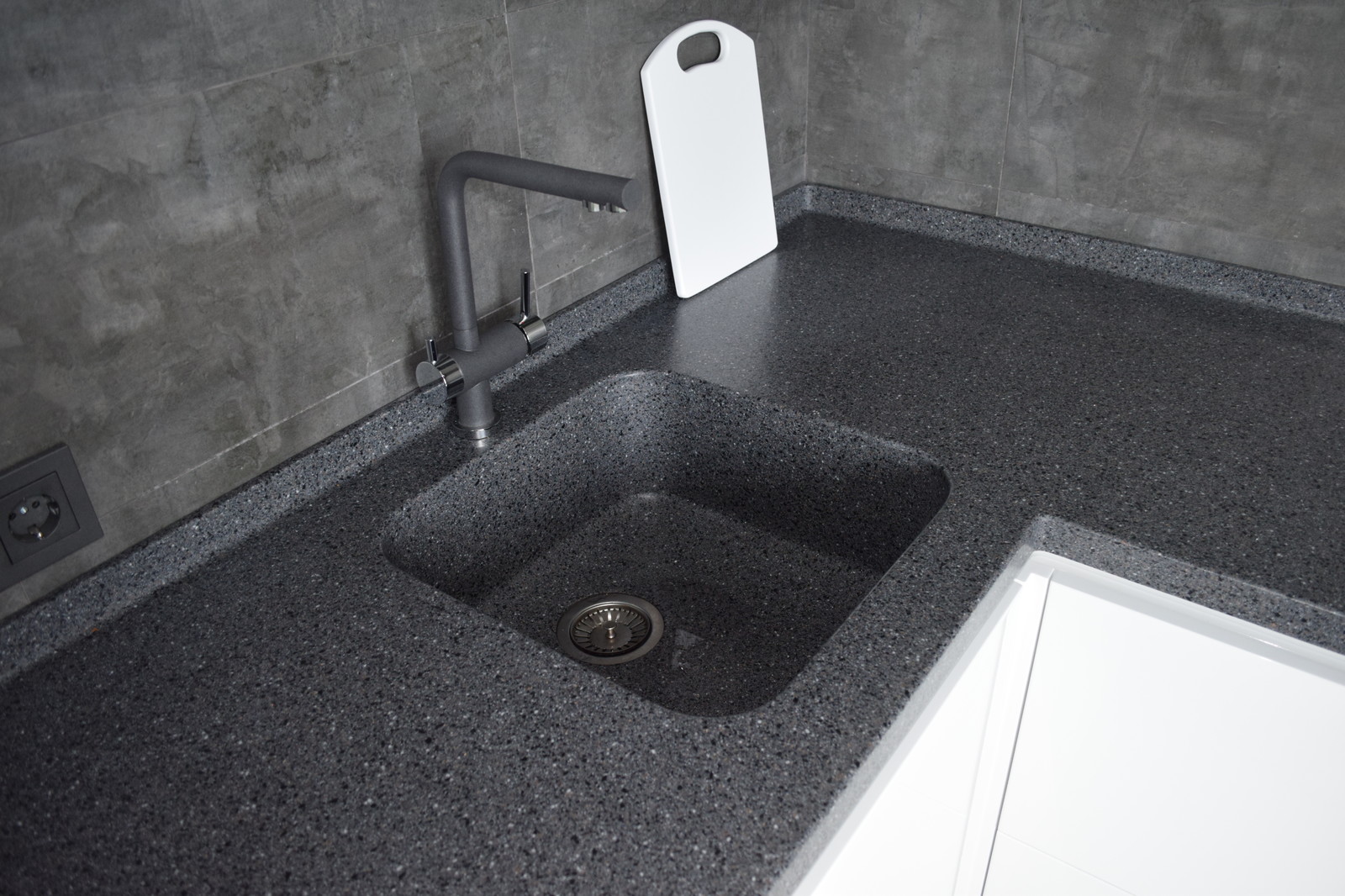 Черно-белый минимализм