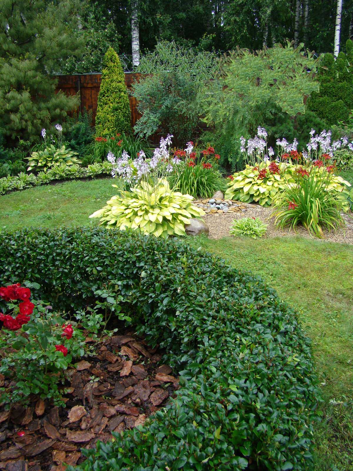 Авторские сады. Маленький сад с большими возможностями.