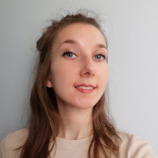 Анна Курина