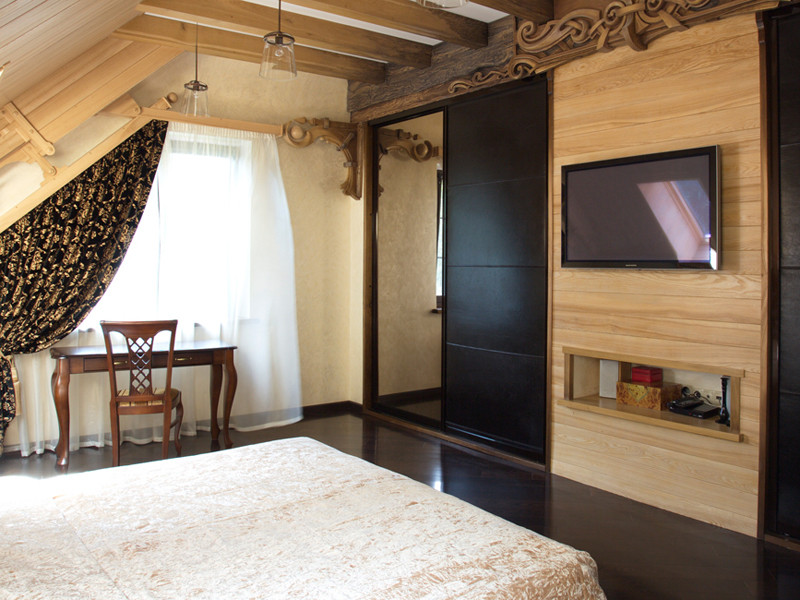 Дом ручной работы для ценителей природных материалов и эксклюзива