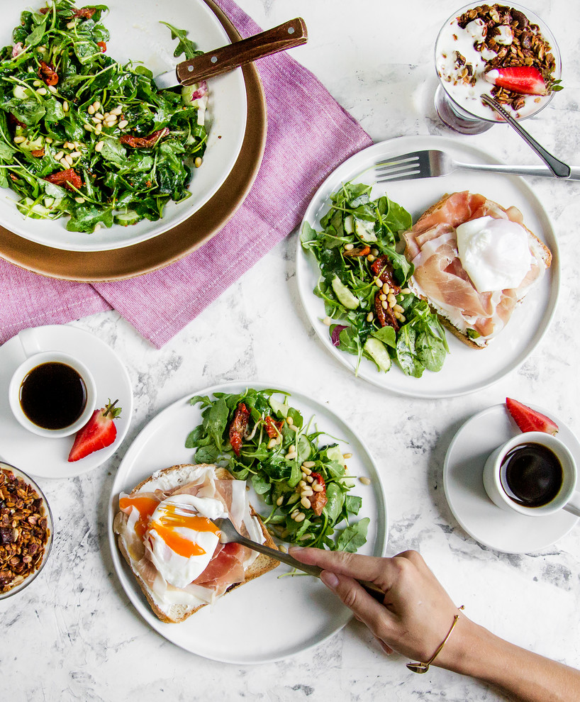 Обложка проекта: Белая посуда