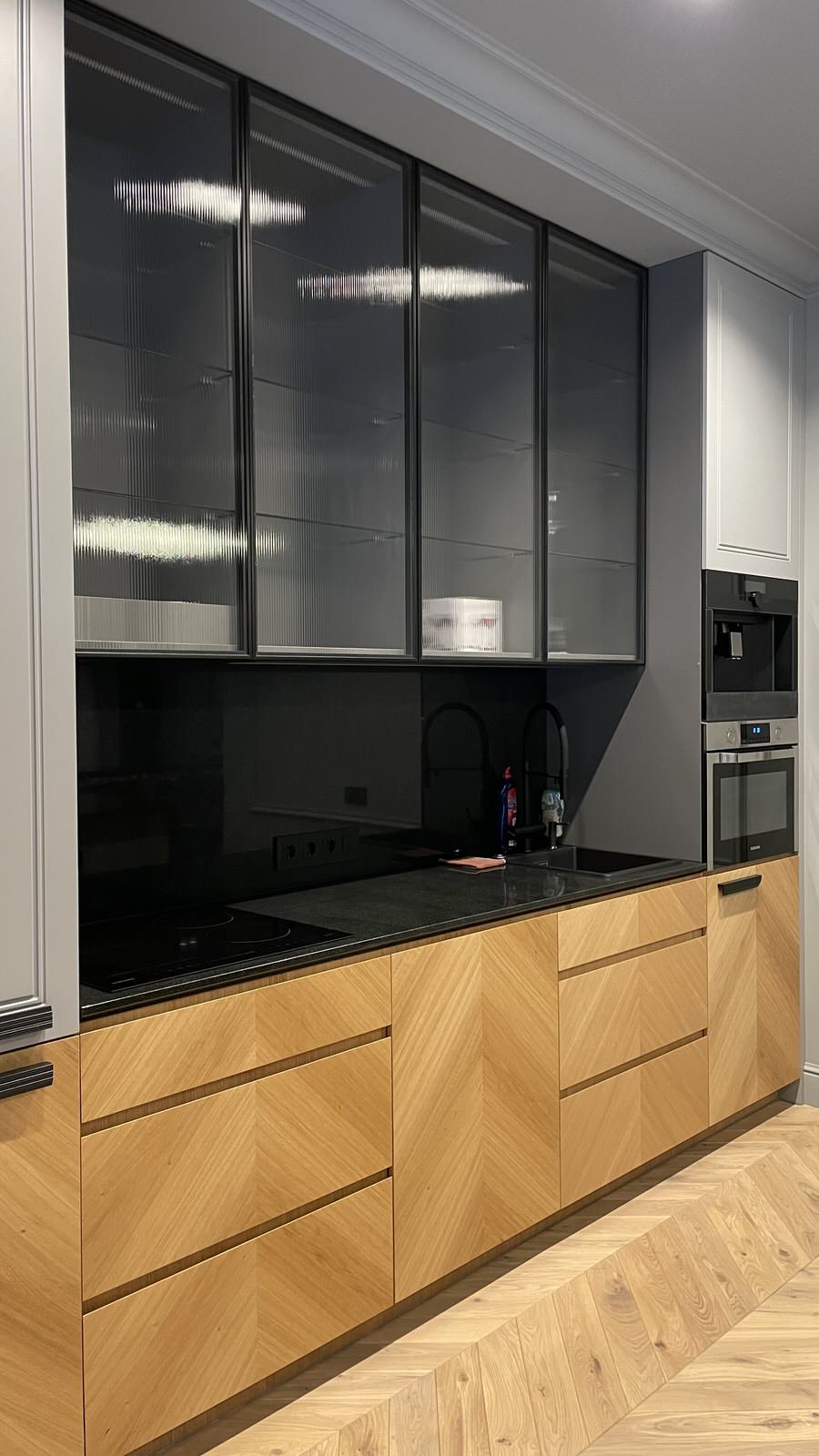 Александр Тарахов