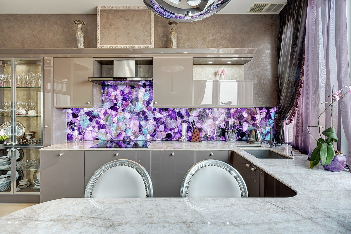 Натуральный камень в интерьере квартиры