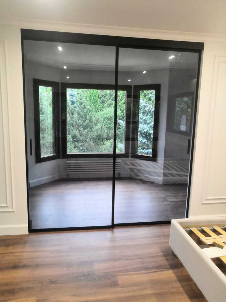 Подвесные двери AIR raumplus 150 черные, стекло с пленкой графит