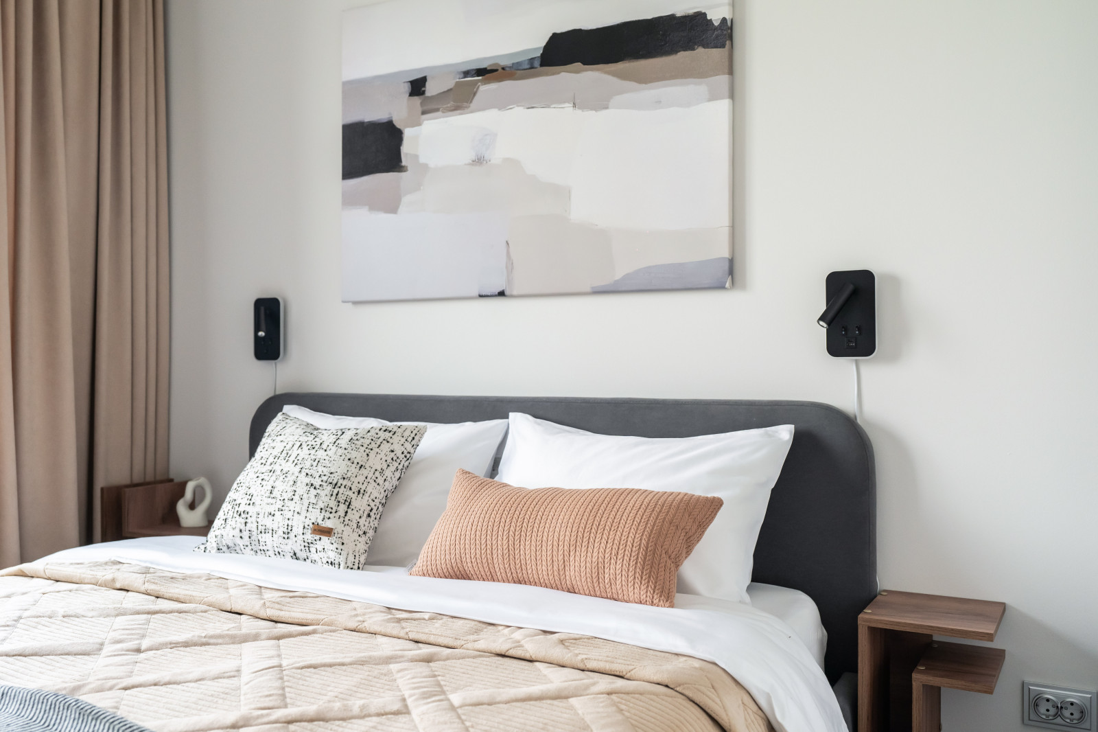 Парадный ансамбль, 2евро, 32м2