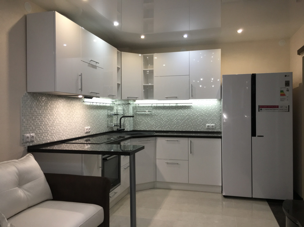 Кухня глянец