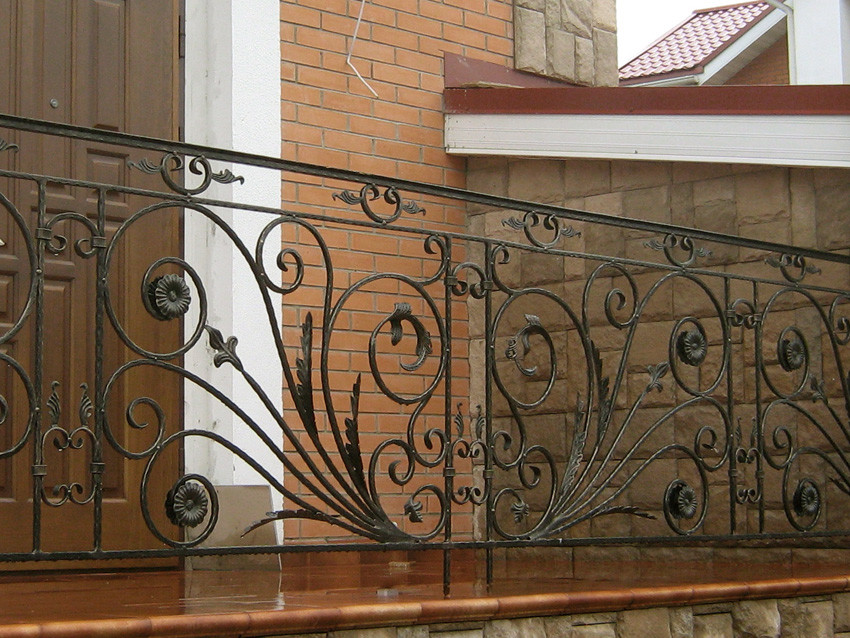 Уличные ограждения