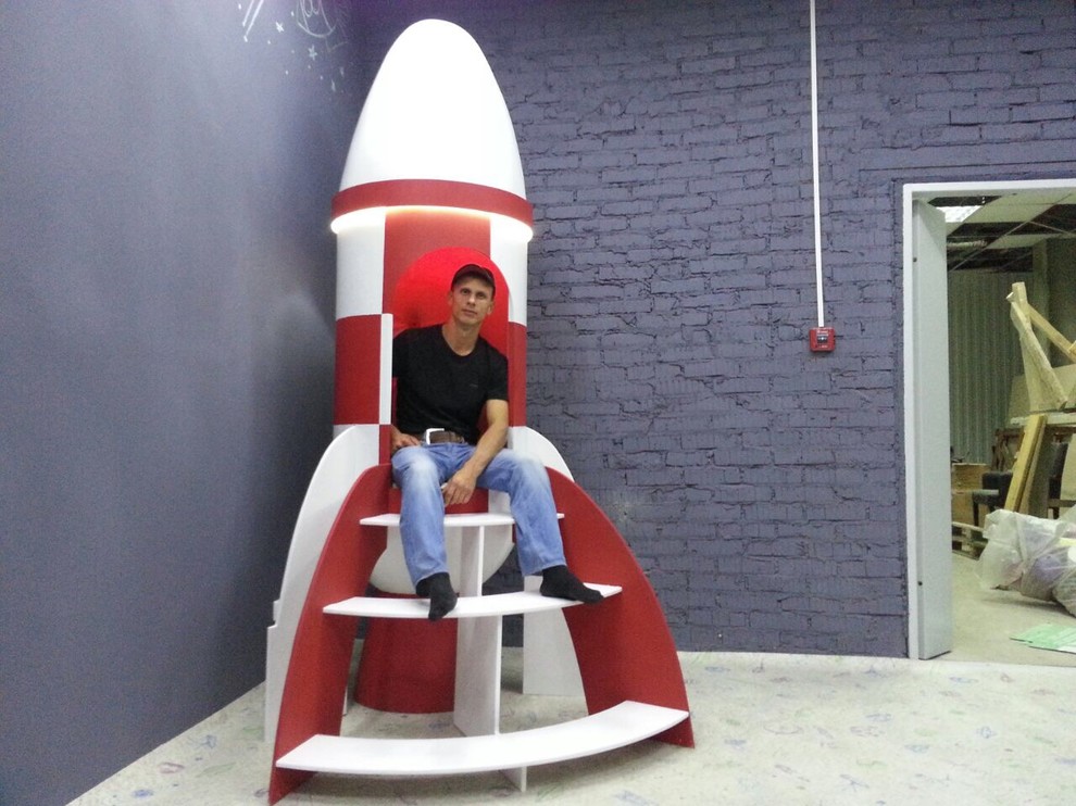 Ракета в игровой комнате (ТЦ Аврора)