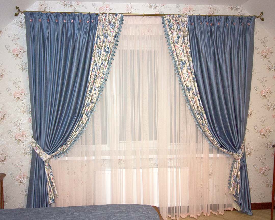 Текстильное оформление частного коттеджа в п. Знаменский