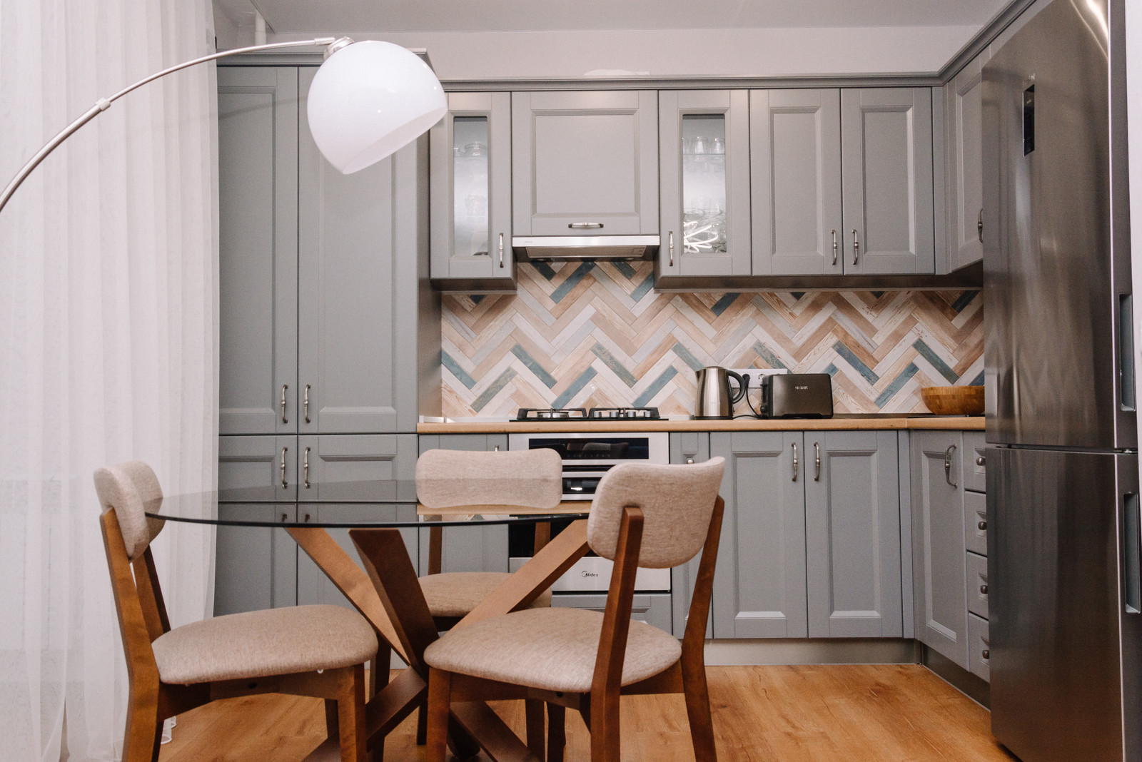 Обложка проекта: Кухня для квартиры студии