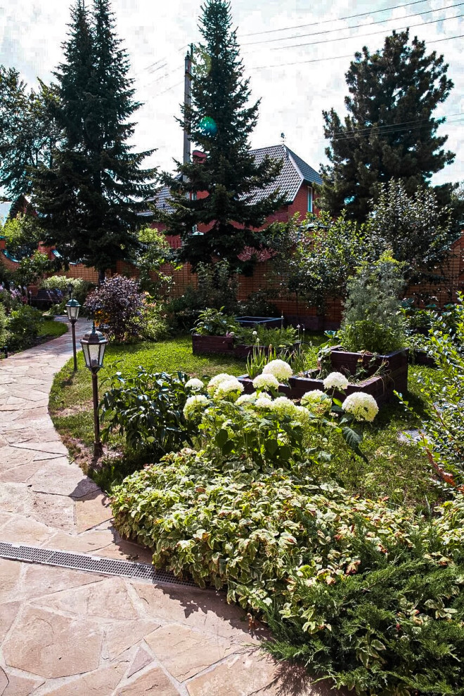 Ландшафтный дизайн участка 8,5 соток.