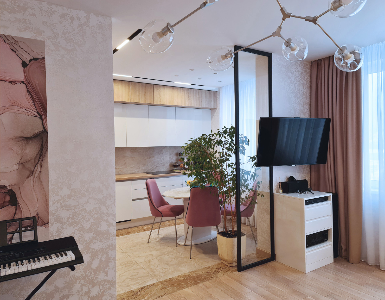 Трехкомнатная квартира 85 кв м