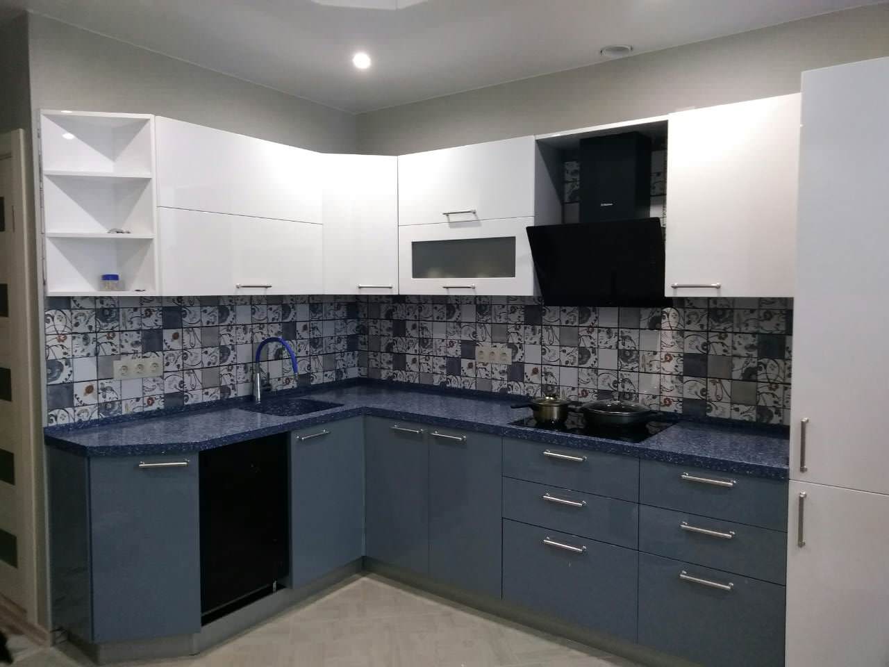 Угловые столешницы Tristone