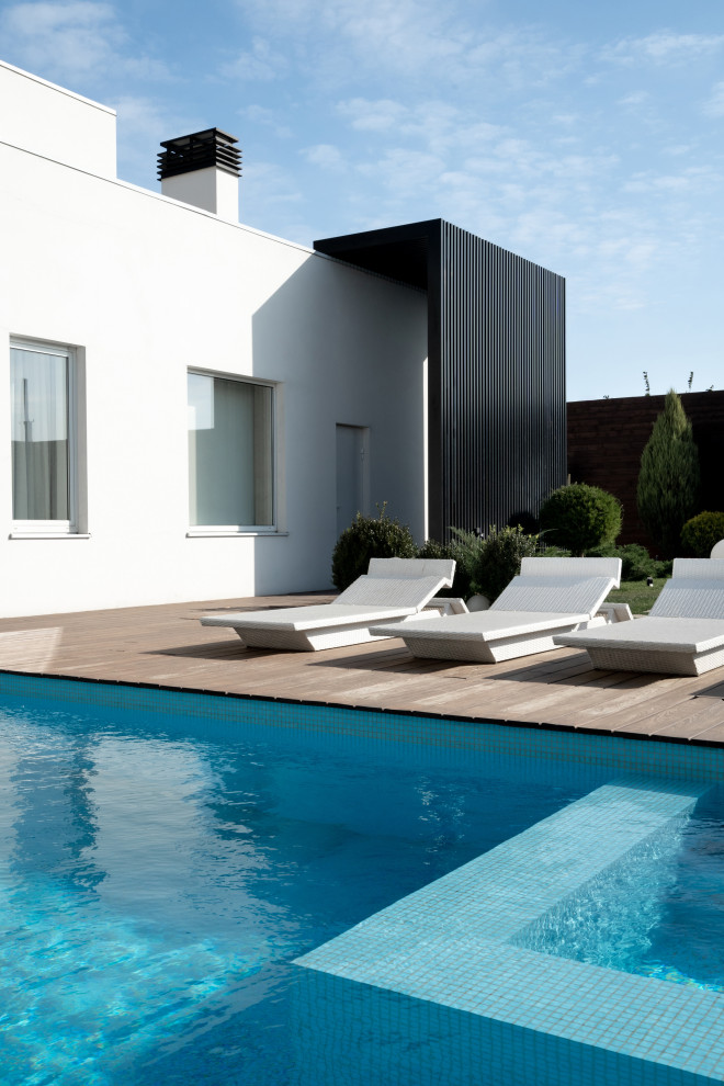 Белый дом на юге России