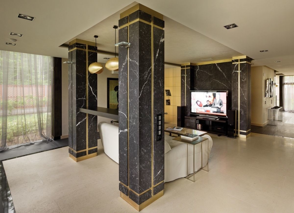 ДОМ В РЕПИНО