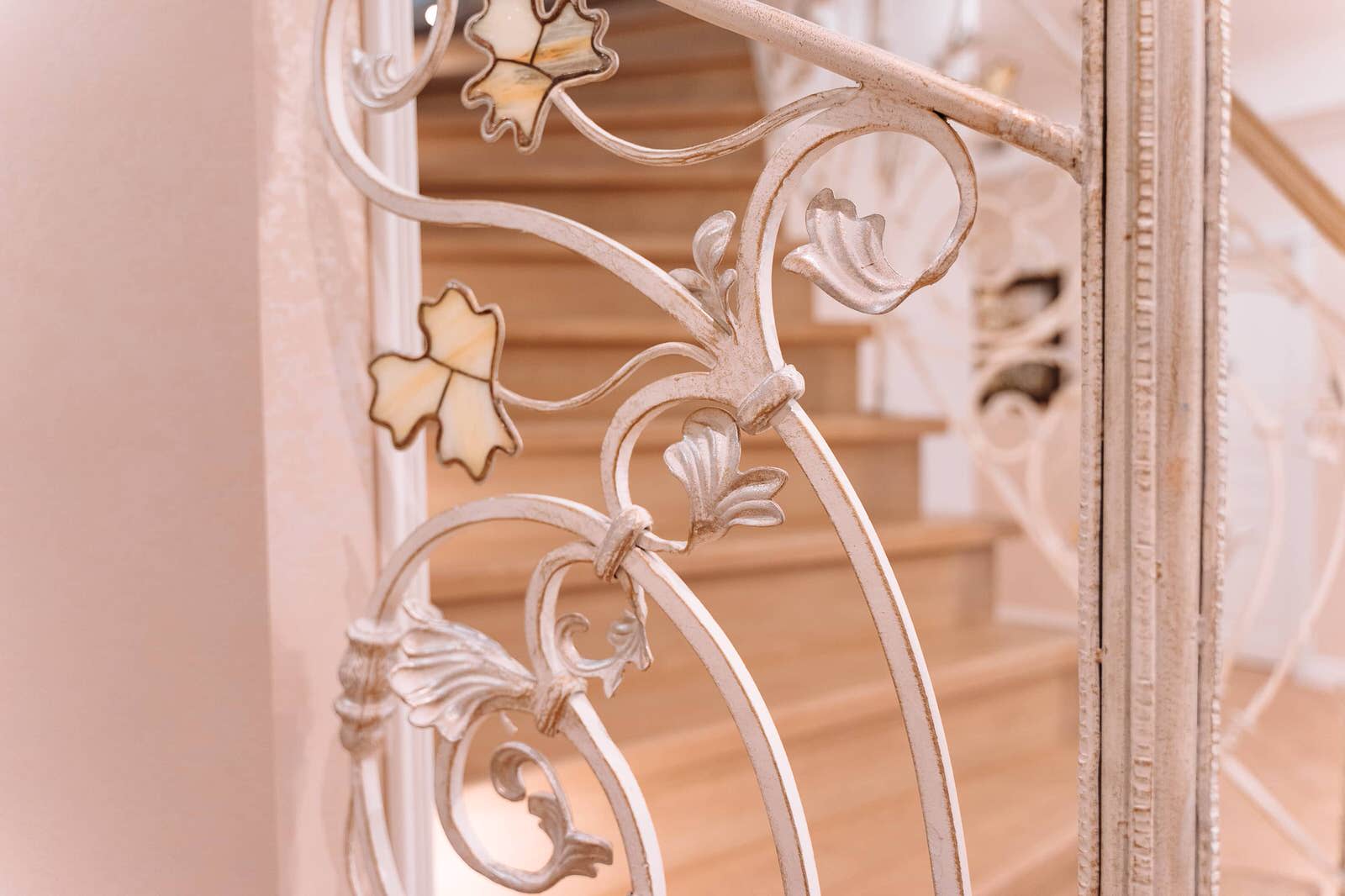 Проект 8 - Интерьер дома из дерева под ключ