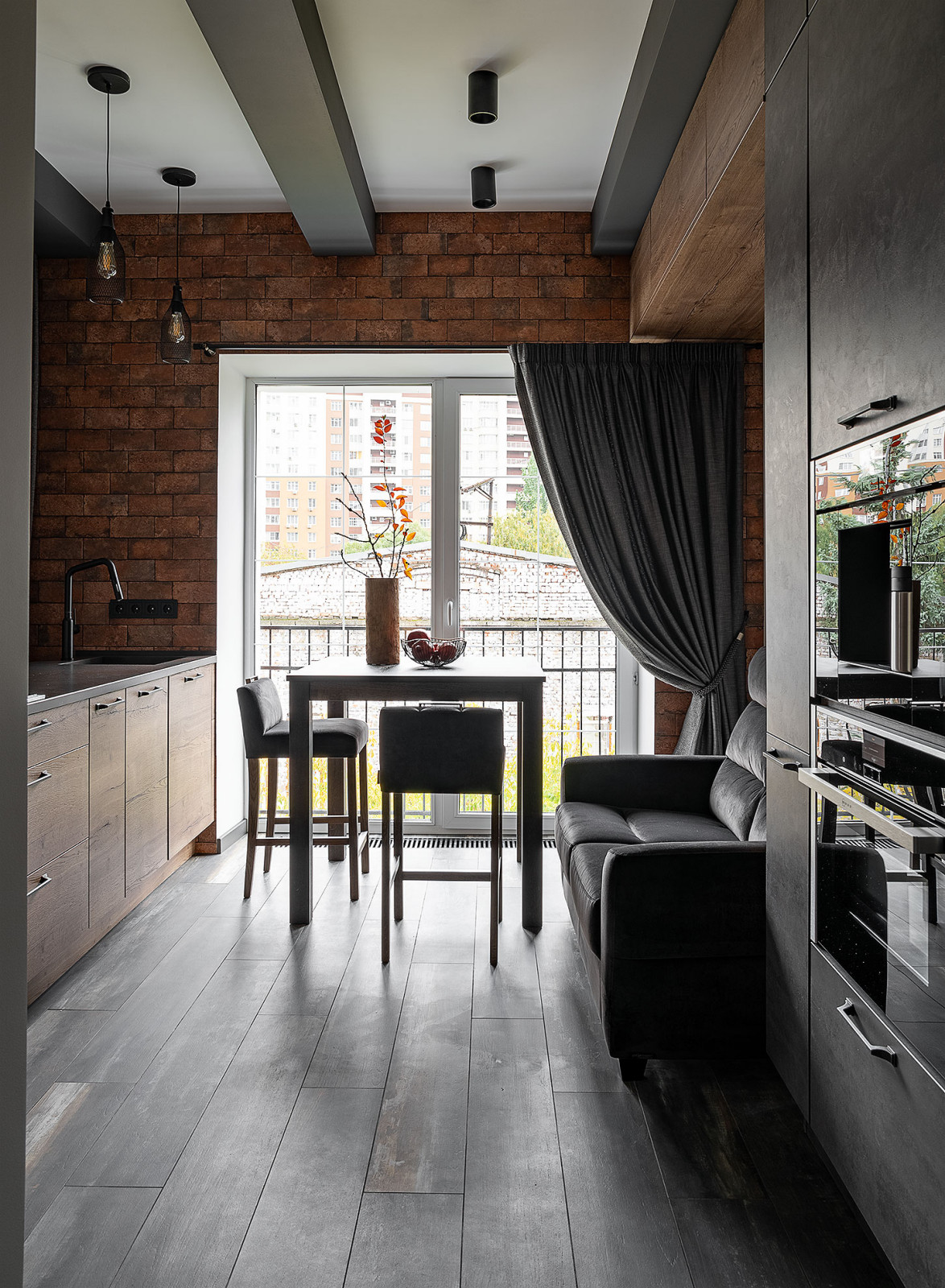 "Бунтарская"