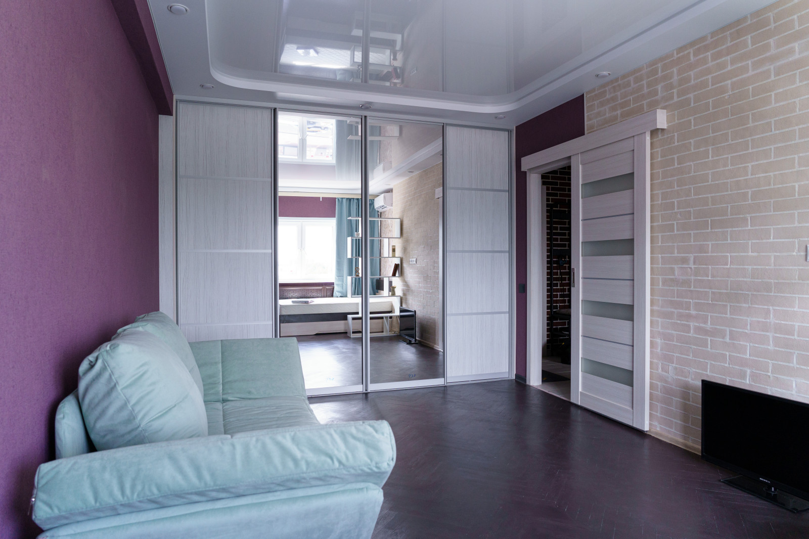 Дизайнерский ремонт в новостройке 51 м²