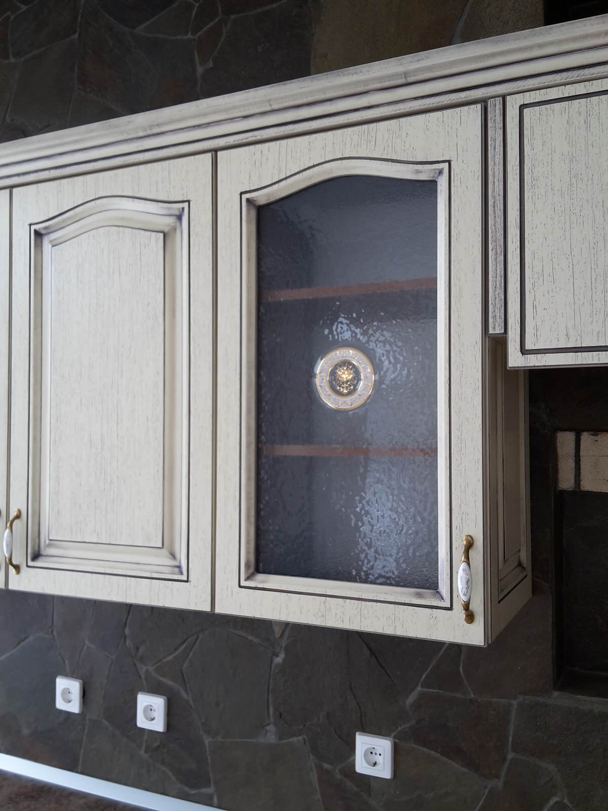 Классическая кухня частный дом