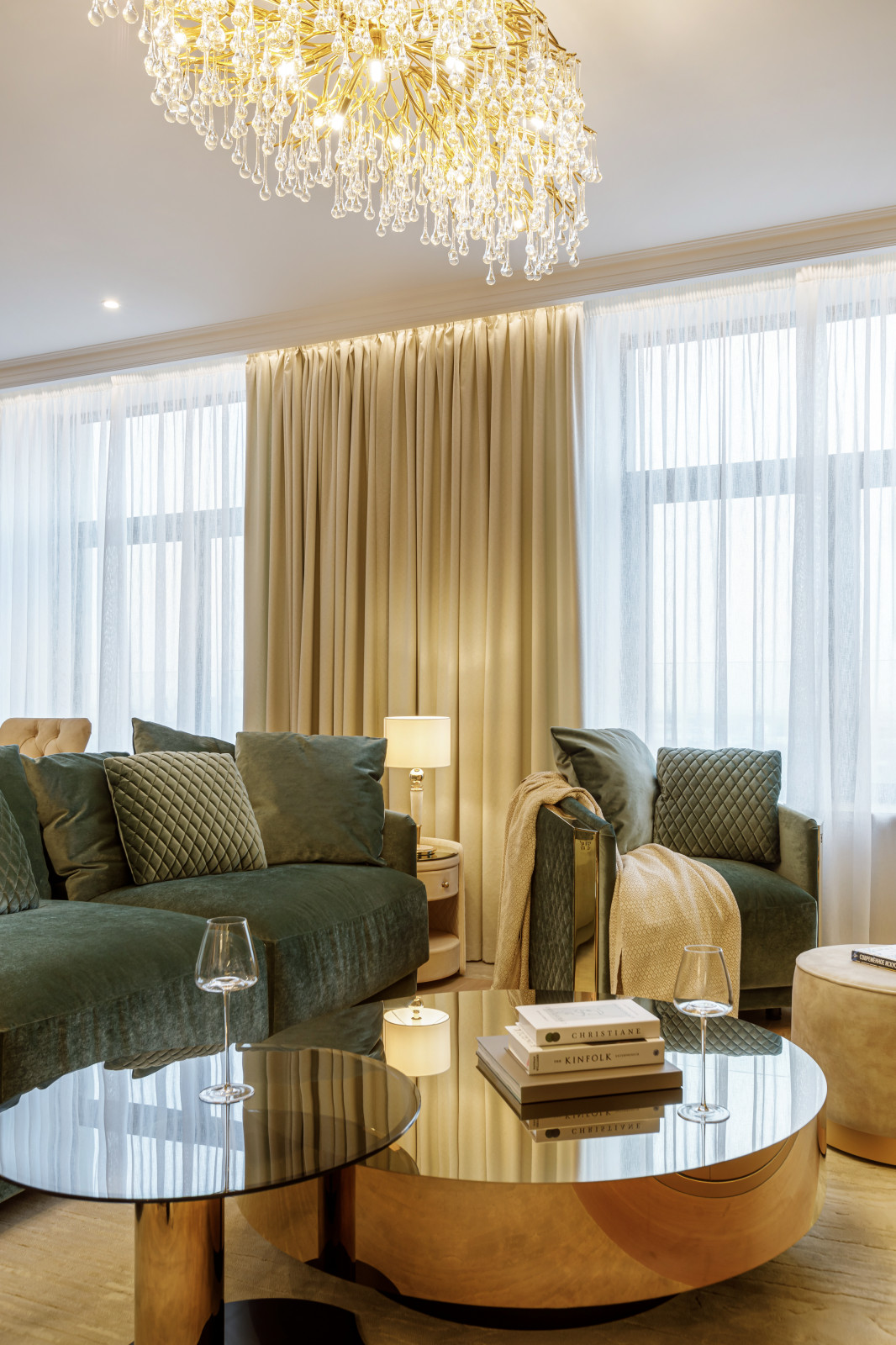 Обложка проекта: Славянский бульвар