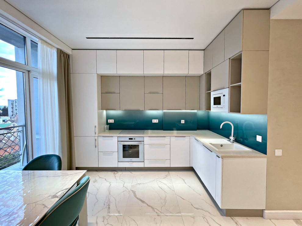 Апартаменты 42 м2  в городе Адлер