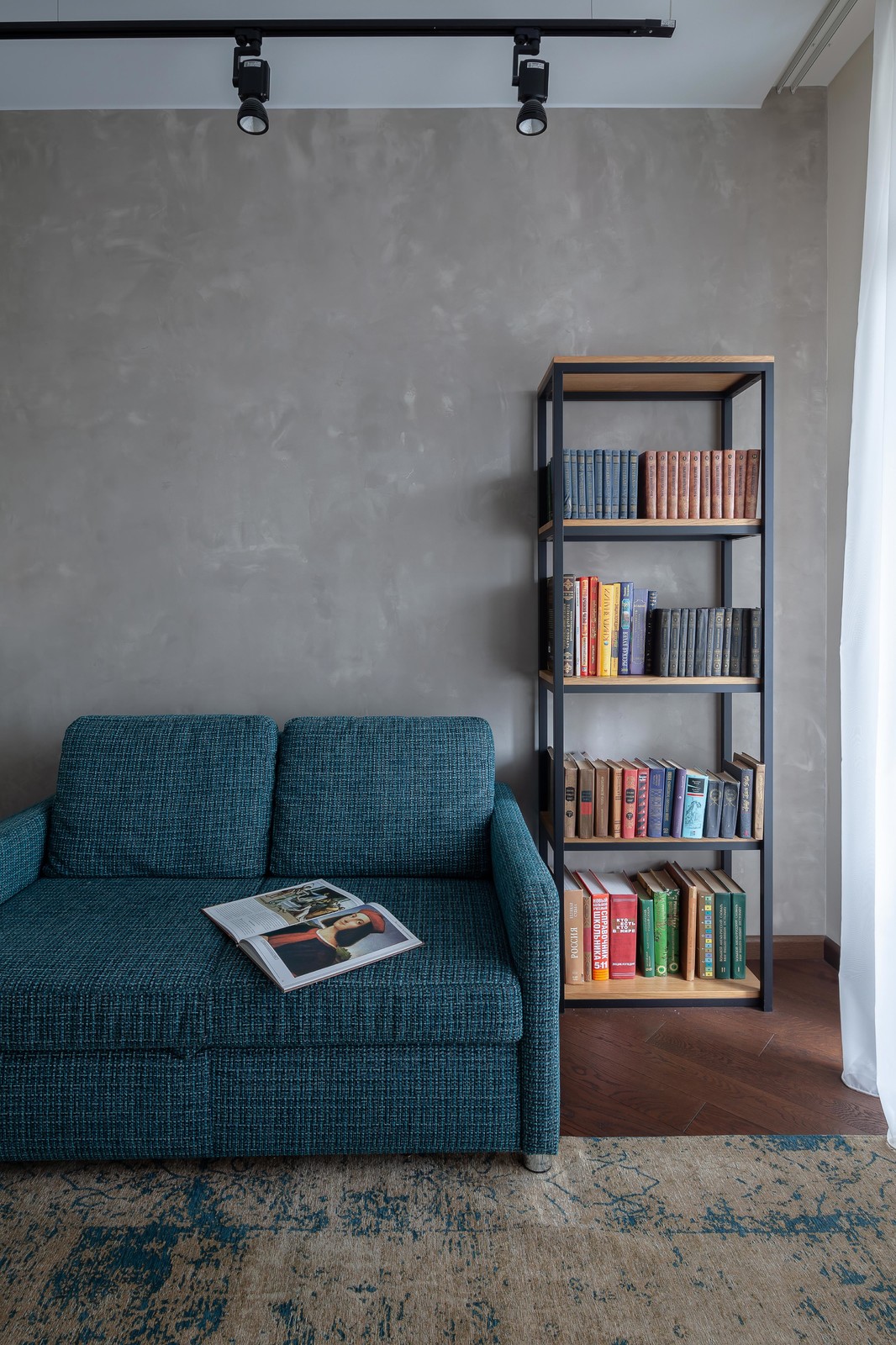 Светлый минимализм