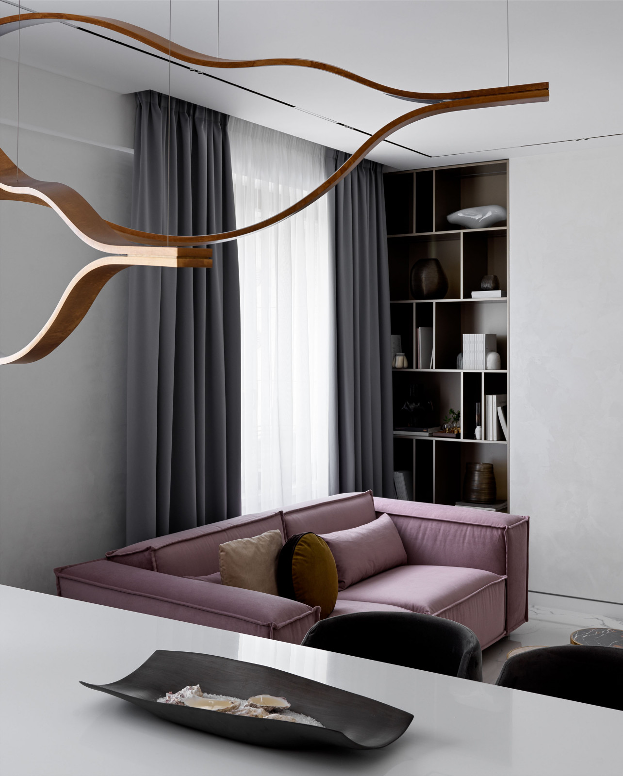 Белый тренд