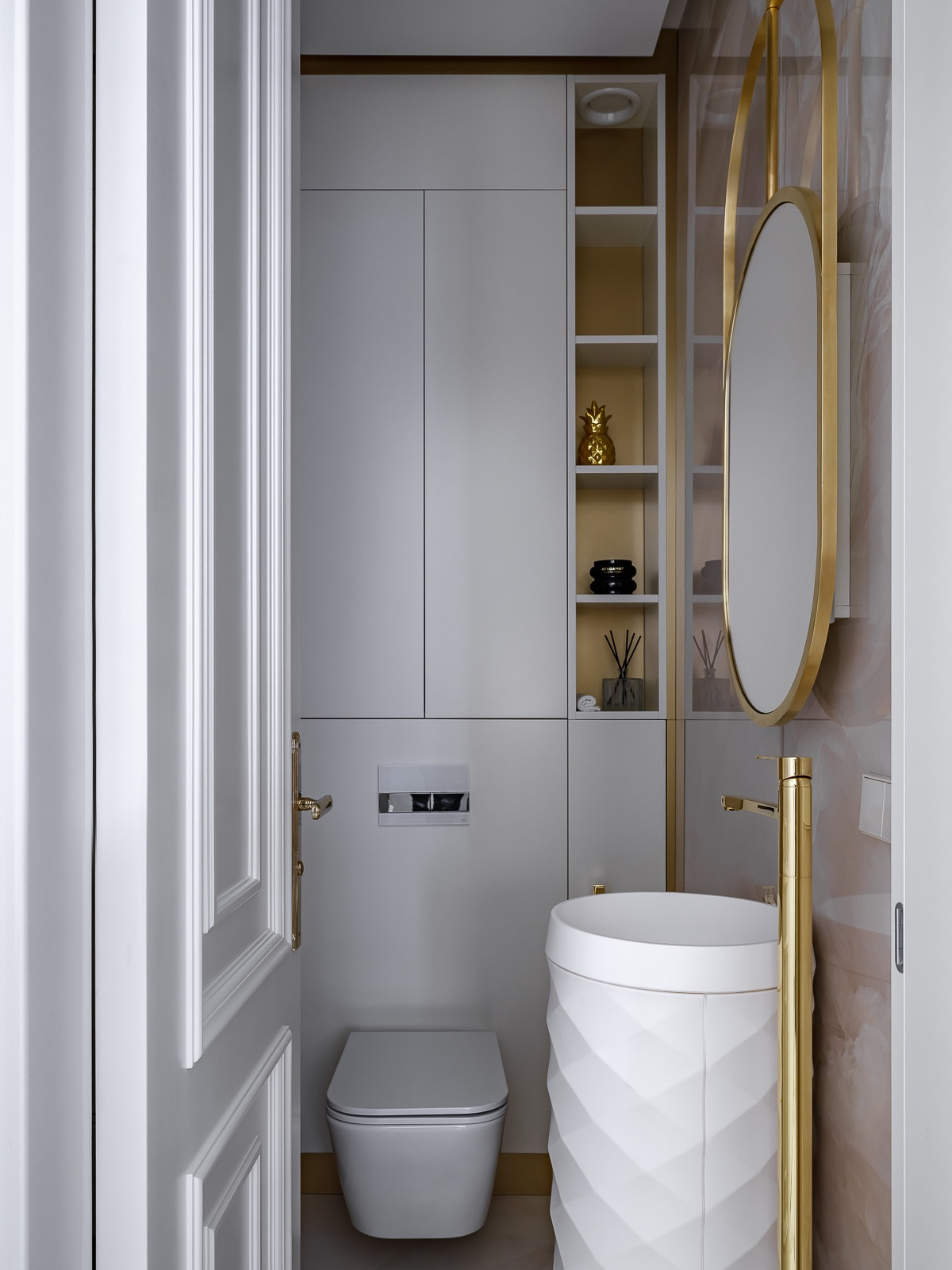 Люкс интерьер санузла в Квартире 160 кв. м. в стиле Неоклассика