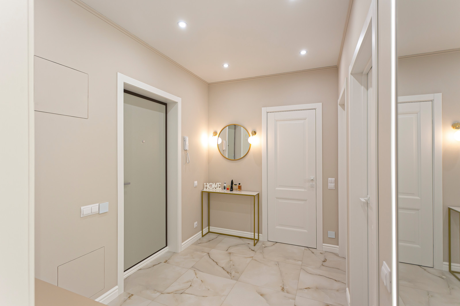 ЖК "Римский". - 2-комнатная квартира