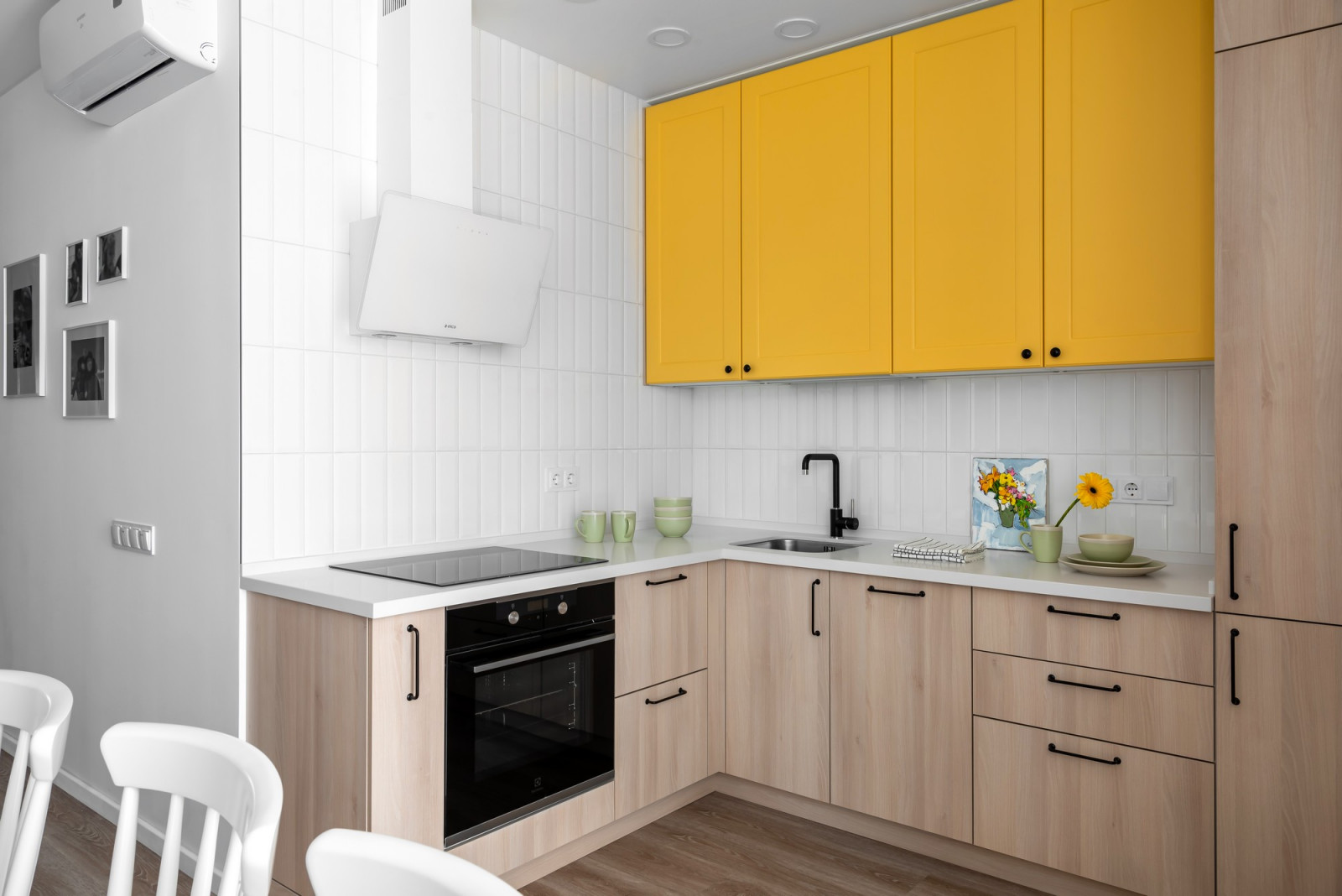 Реализованный проект двухкомнатной квартиры в г. Артем для молодой семьи.