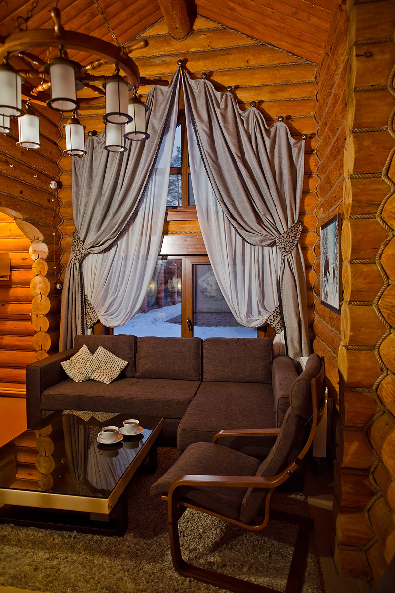 Подчеркнуть форму окна.