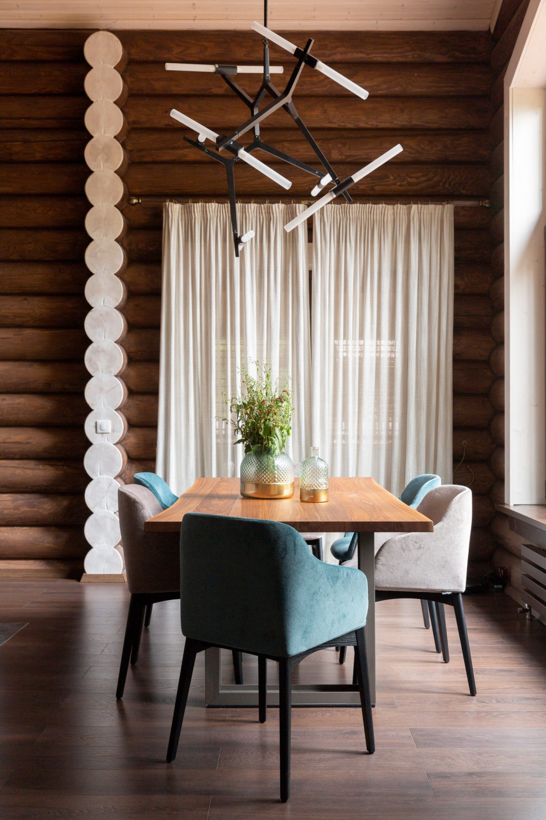 Дом в Подмосковье. Публикация в Minfo2003