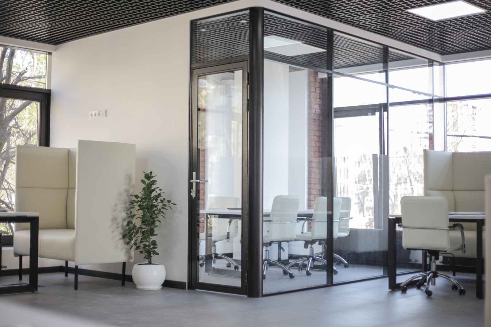 Офис строительной компании