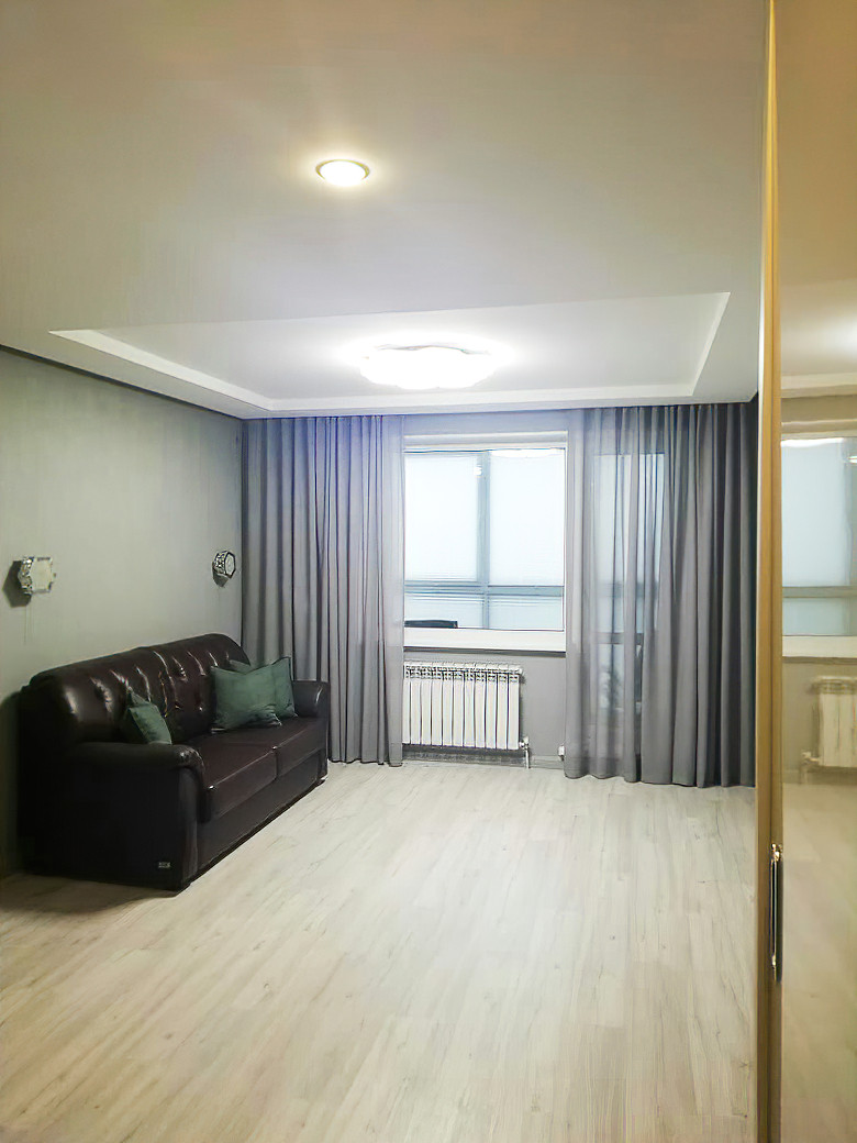 Новостройка для двух интеллигентов и компании,56 м.кв.