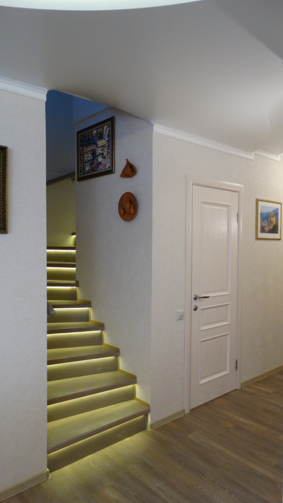 Лестница с подсветкой